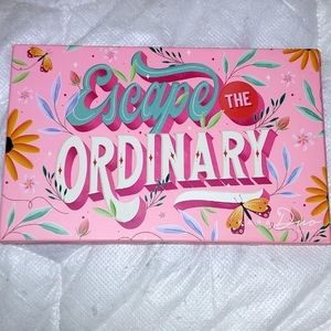 Kara Beauty Escape the Ordinary eyeshadow palette.